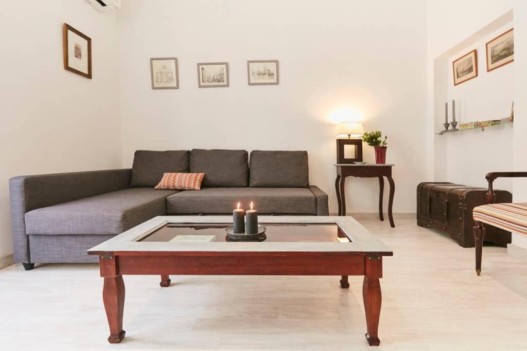 마드리드 Original Y Coqueto Apartamento Junto A Plaza Mayor 아파트 외부 사진