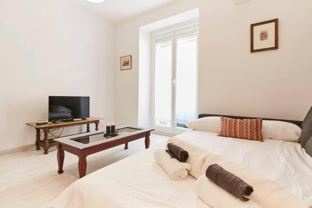 마드리드 Original Y Coqueto Apartamento Junto A Plaza Mayor 아파트 외부 사진